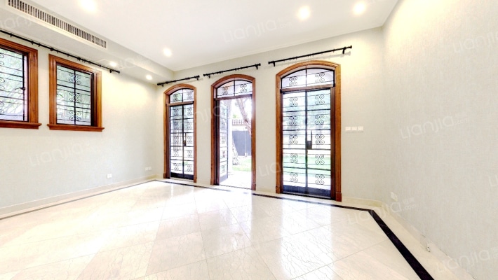 上方花园二手房实景图