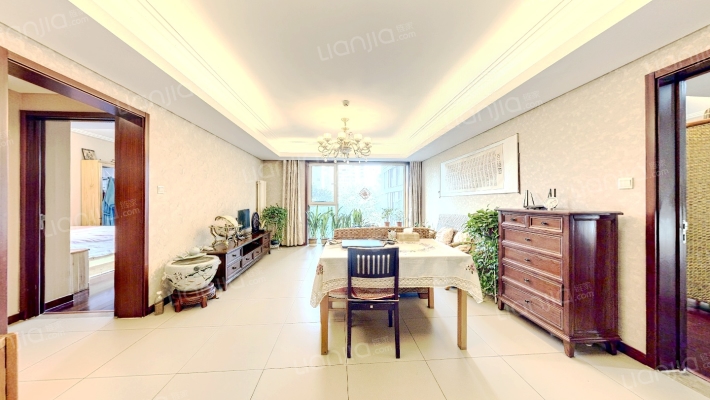 华彩国际公寓二手房实景图