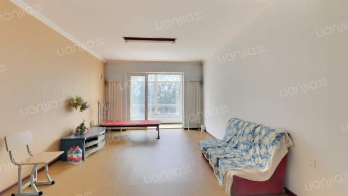 劳动技师家属楼二手房实景图