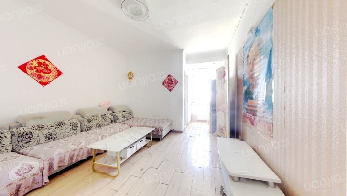 中鼎翡翠二手房实景图