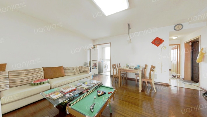 水岸雅苑二手房实景图