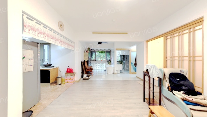 名雅苑二手房实景图