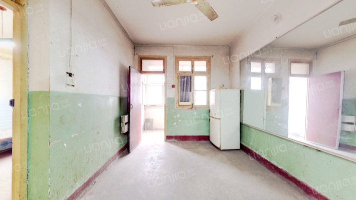 伊河路110号院二手房实景图