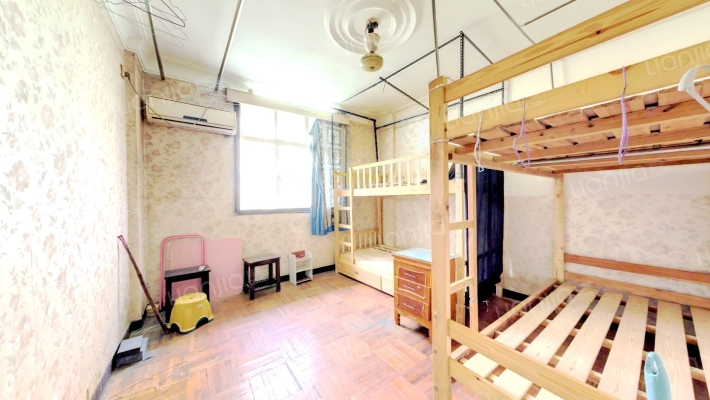 隆德小区二手房实景图