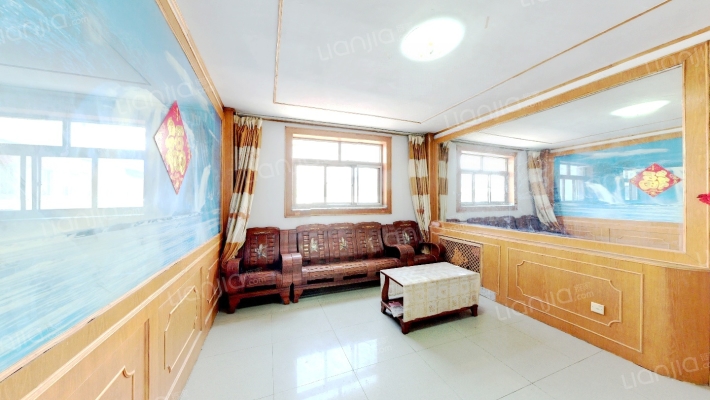 医药公司楼二手房实景图