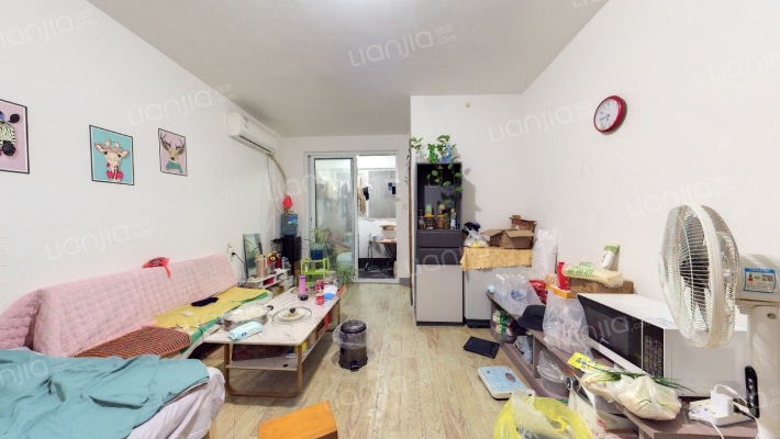 佘北家园士弘苑二手房实景图