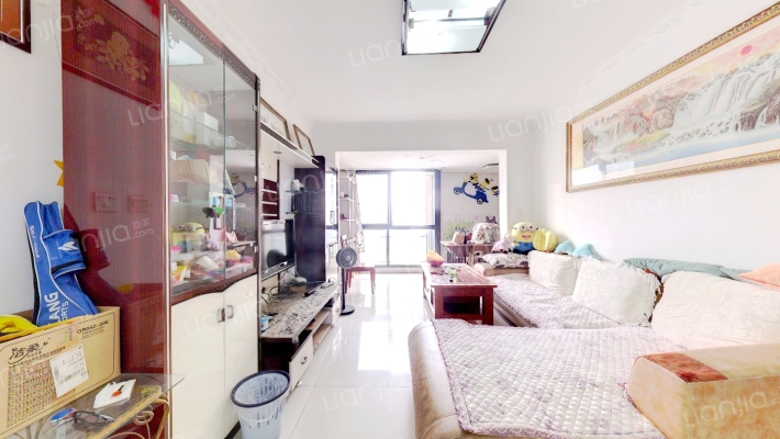 领馆逸品二手房实景图