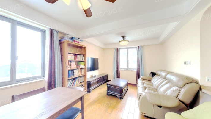 金桥新村一街坊二手房实景图