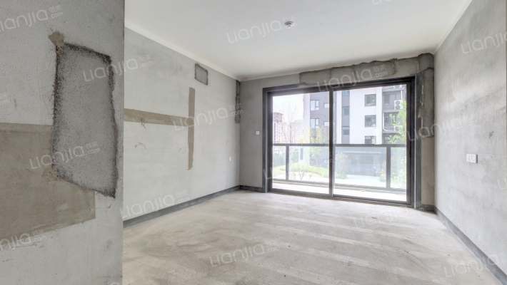 兴港永威·观樾二手房实景图