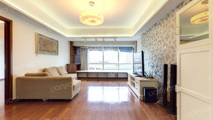 城市广场二手房实景图