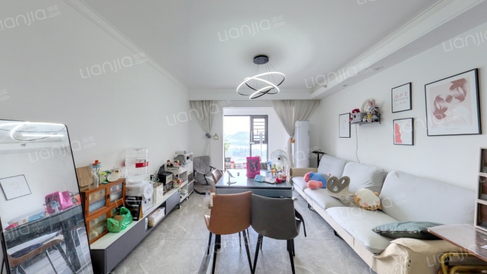 越秀悦湖台二手房实景图