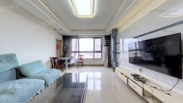 普罗旺世塞纳维斯二手房实景图