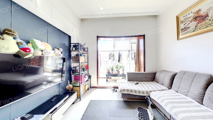 恒润春天里二手房实景图