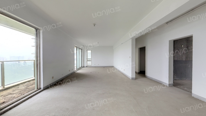 励骏花园二手房实景图