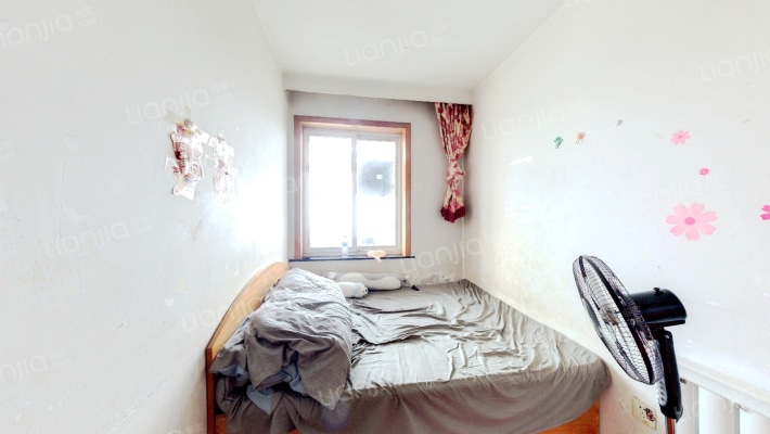 艳粉8期二手房实景图