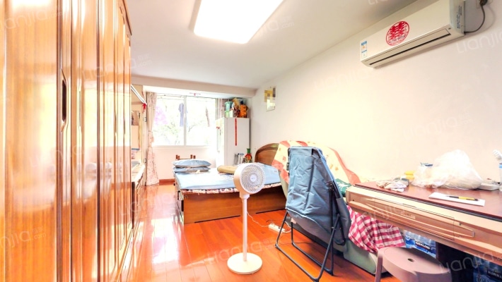 法华镇路878弄二手房实景图