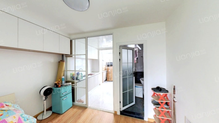 新新小区二手房实景图