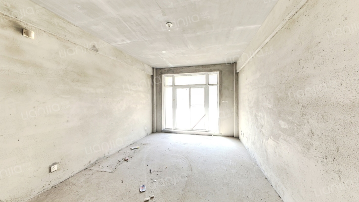 朗悦华园二手房实景图