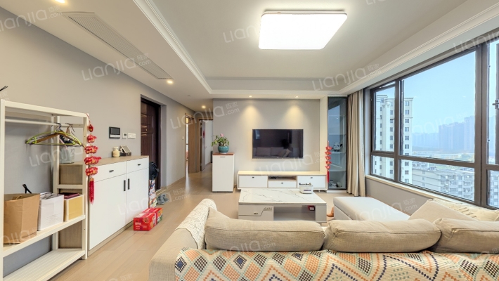 中意名仕苑二手房实景图