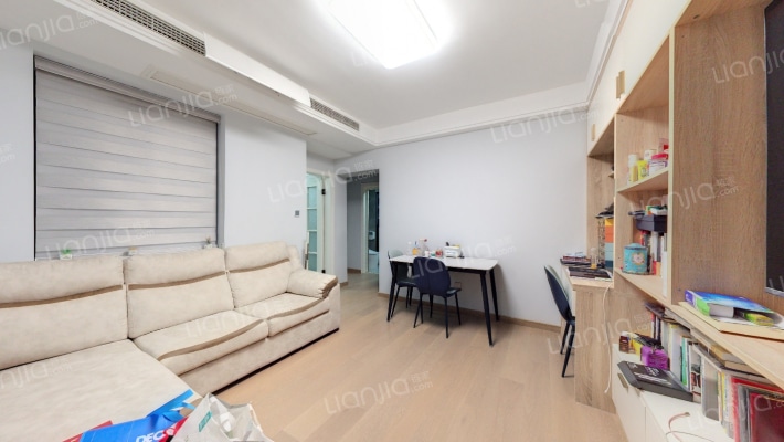 中兴财富国际公寓二手房实景图