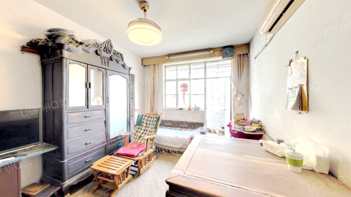 蒙自路601弄二手房实景图