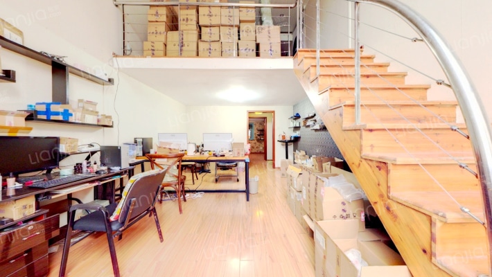 曼哈顿一期二手房实景图