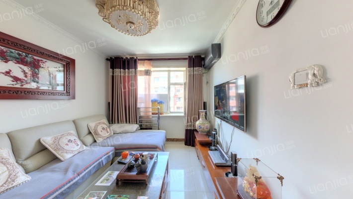 临河风尚家园二手房实景图