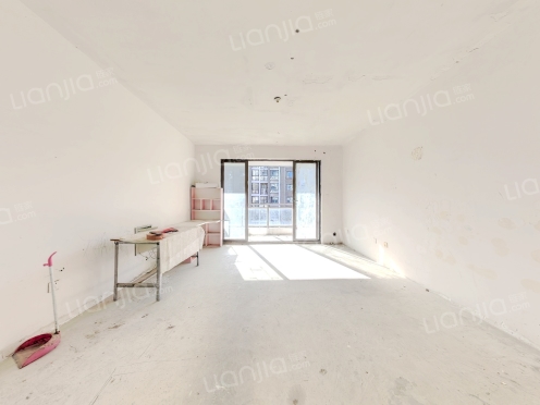 整租·越湖名邸 4室2厅 南