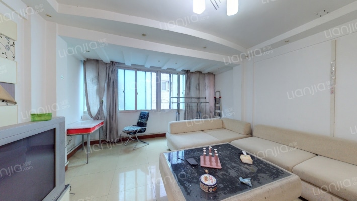 常立花园二手房实景图