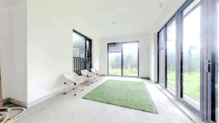 四季都会晓风来二手房实景图