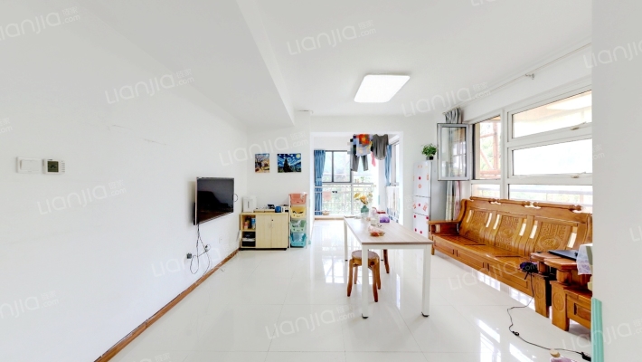 安亭新镇赋苑二手房实景图