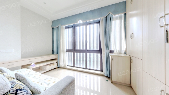 天润商业中心二手房实景图