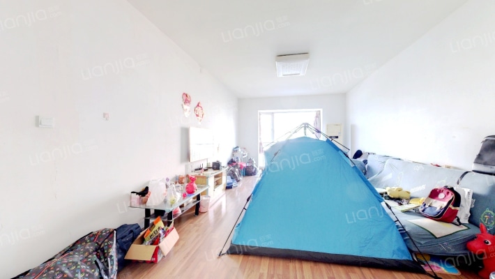 西城俊园B区二手房实景图