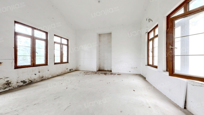 麓山国际圆石滩二手房实景图