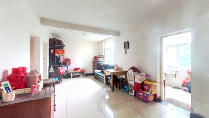 关镇佳园二手房实景图