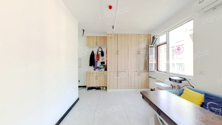 优悦大厦二手房实景图