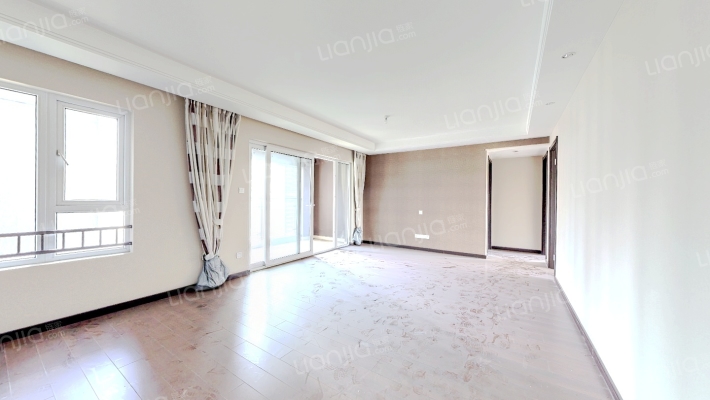 万科理想城三期星河二手房实景图