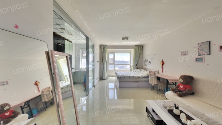 英伦小镇D区二手房实景图