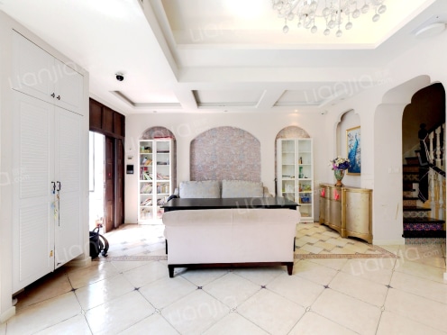 整租·君地上郡 4室2厅 南