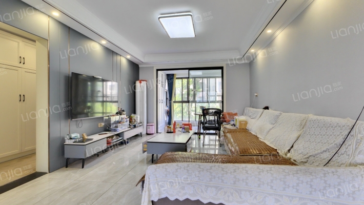 联峰雅园二手房实景图