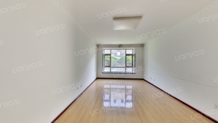 鲁辉国际德国小镇二手房实景图