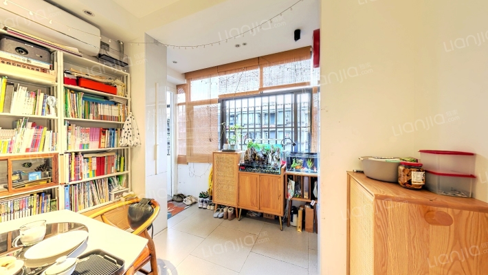 纺织厂宿舍二手房实景图