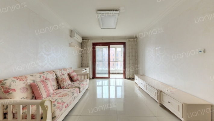 怀特芙蓉郡二手房实景图