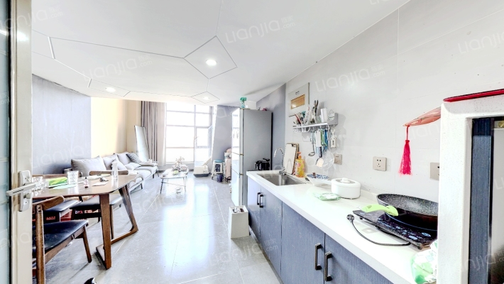 众美凤凰绿都四期二手房实景图