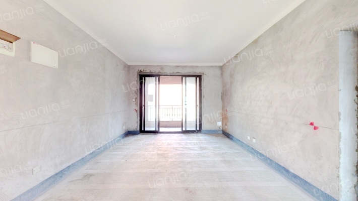 联发公园里二手房实景图