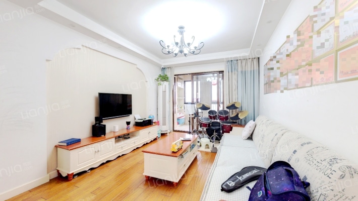 同润蓝美俊庭二手房实景图