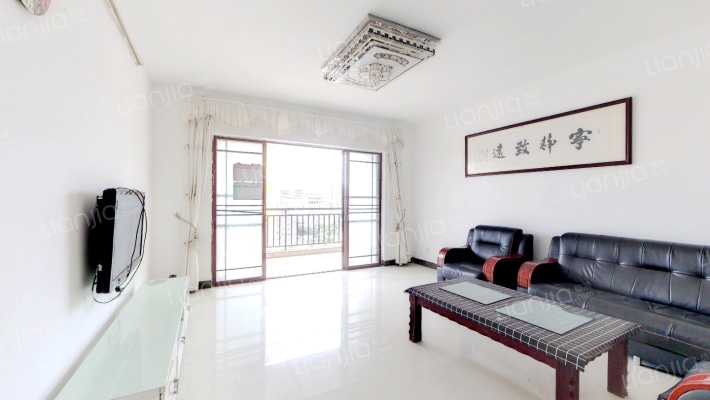 翡翠嘉园二手房实景图