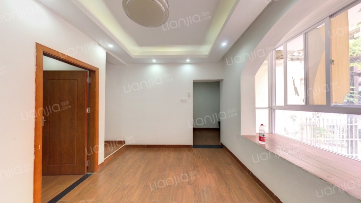 山海公馆二手房实景图