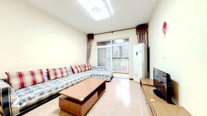 颜龙山水城二手房实景图