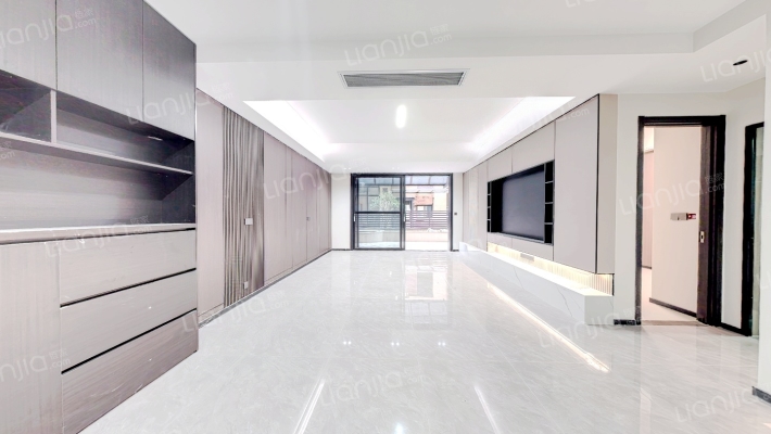 融睿香墅里二手房实景图